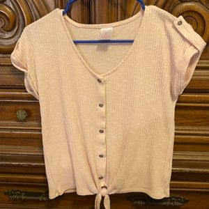 Very pretty shirt just got to small